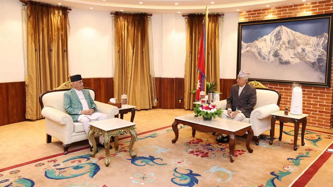 प्रधानमन्त्री ओली र राष्ट्रपति पौडेल विच भेटवार्ता