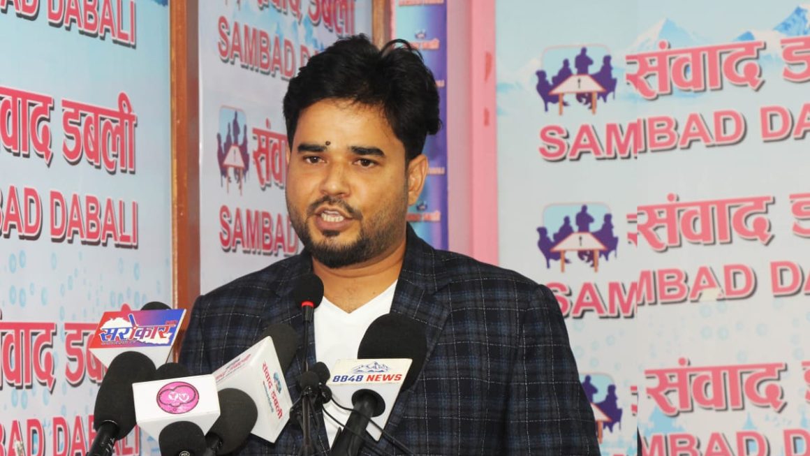 बालेन र सुधनविरुद्ध जाहेरी दिएका दिपक धामीले भने–राष्ट्रका सम्पदा जलाउनेलाई कारबाही नभए कडा जवाफ