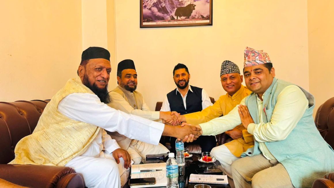 सामाजिक सद्भाव कायम राख्न रवि लामिछानेले गरे धार्मिक अगुवासँग छलफल