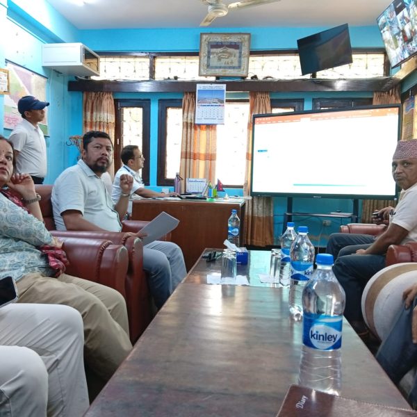 फिल्डमै बसेर नेपालगञ्ज र सुर्खेत क्षेत्रको विद्युत समस्याको समाधान खोजी