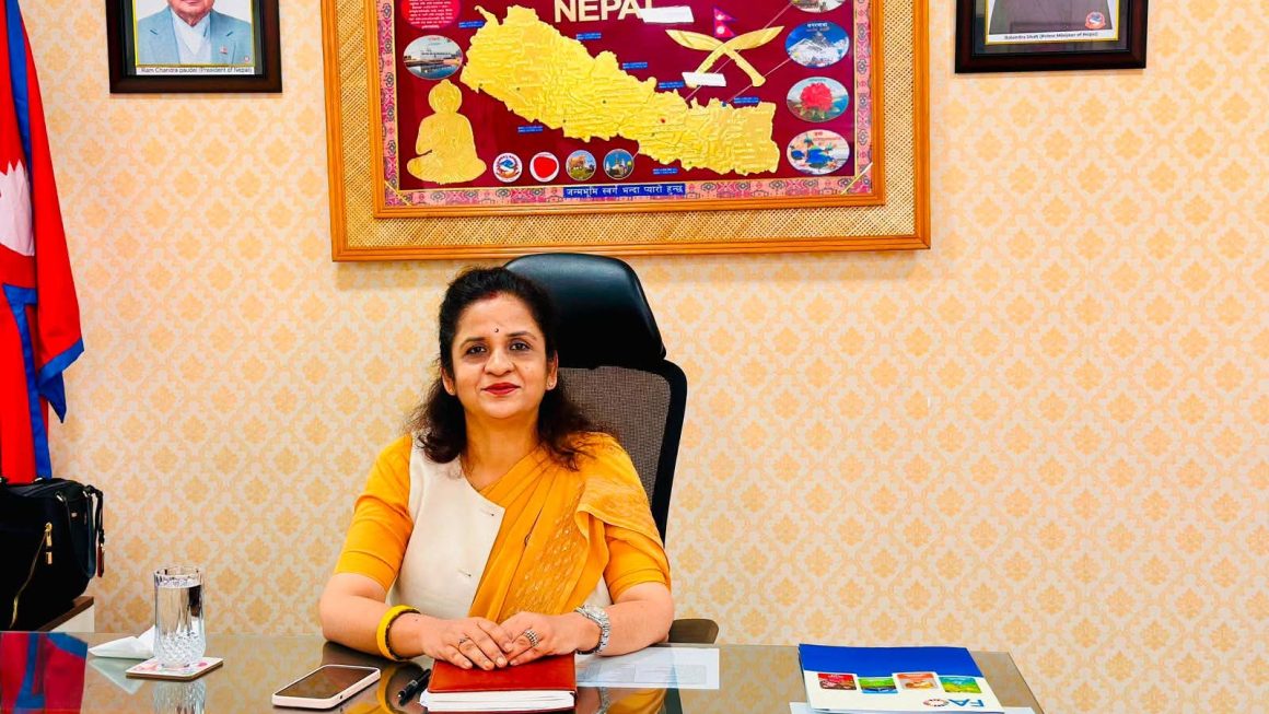 ग्यास अभावकै बीच उद्योगमन्त्री गौरीकुमारी यादवले दिइन् राजीनामा